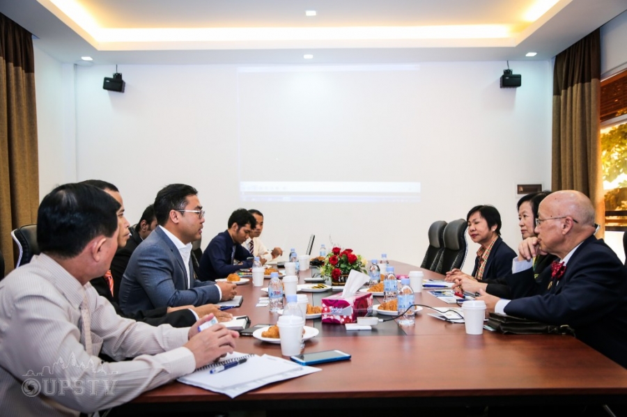 UP hosted a visiting of St. Louis College, Bangkok