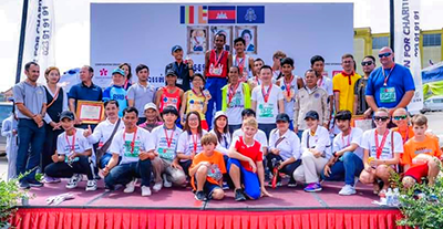 UP LONG DISTANCE RUNNING CHAMPION WINS GOLD!