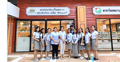 Pharmacy students are busy during the summer vacation