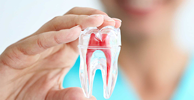 UP PLANNING TO HOLD SEVERAL POSTGRADUATE COURSES IN DENTISTRY IN NEAR FUTURE