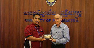 VISIT BY DELEGATION FROM UiTM