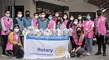 UP ROTARACT CLUB STEPS OUT TO HELP HOMELESS PEOPLE