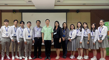 UPs Lab students have International visit